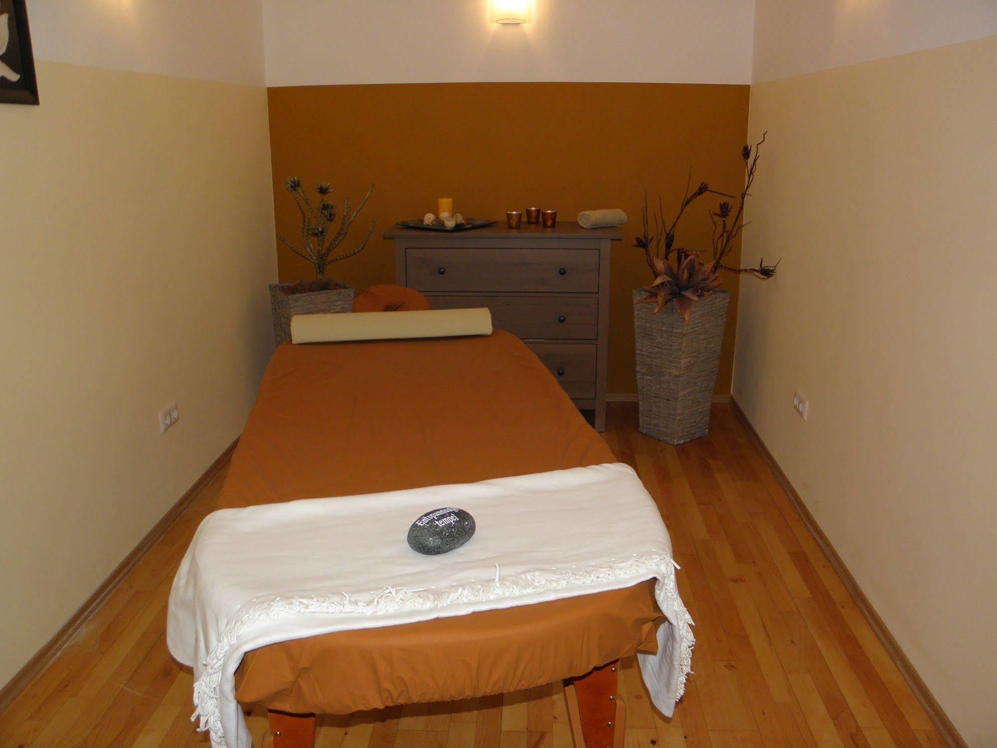 Dipperz Hotel Rhoen Residence מראה חיצוני תמונה